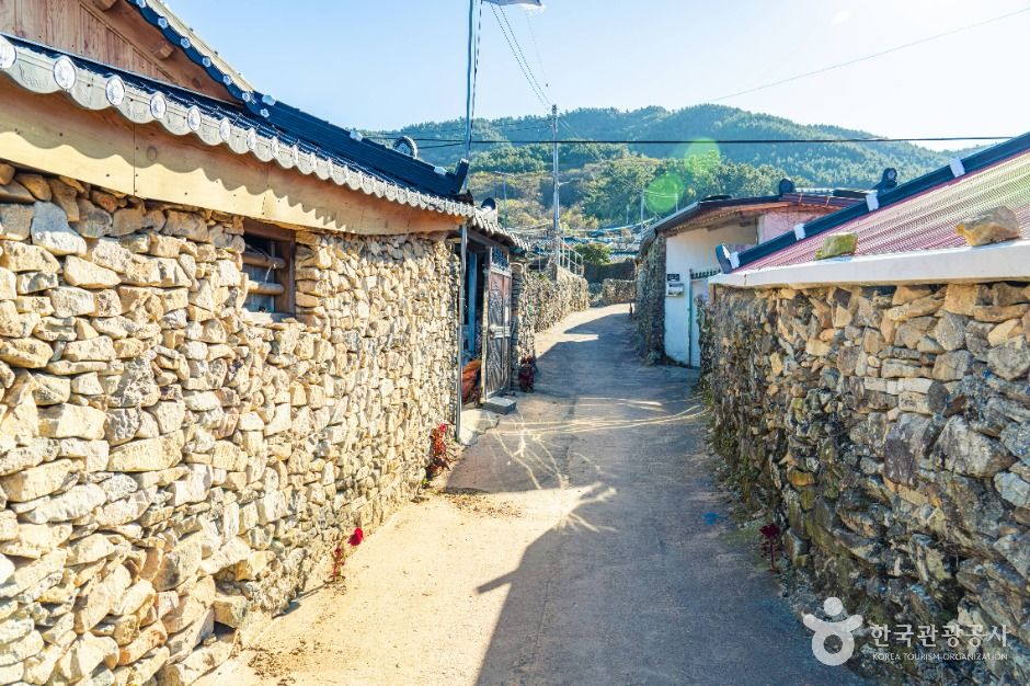 상서마을 옛 돌담길